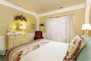 Arrowhead Pine Rose Cabins