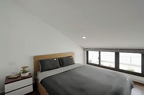 SpringHill Apartment - The High Class