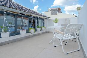 SpringHill Apartment - The High Class