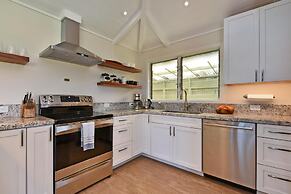 International Colony Club 20