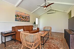 International Colony Club 20