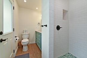 International Colony Club 20