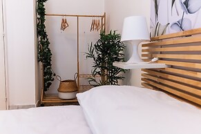 Mini suite with kitchen