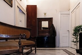 Mini suite with kitchen