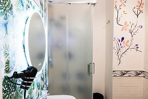 Mini suite with kitchen