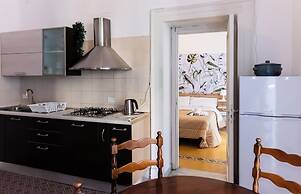 Mini suite with kitchen