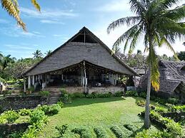 Basecamp Mafía Island