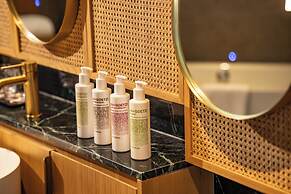 L7 West Lake Hanoi By Lotte - L7 Residences