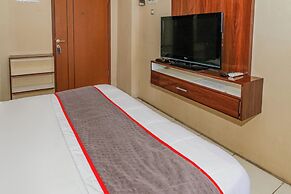 Hotel O Ciputat Near Apartment Green Lake View Ciputat