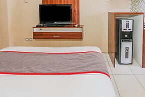 Hotel O Ciputat Near Apartment Green Lake View Ciputat