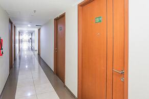 Hotel O Ciputat Near Apartment Green Lake View Ciputat