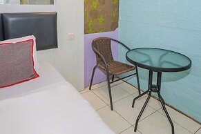 Hotel O Ciputat Near Apartment Green Lake View Ciputat