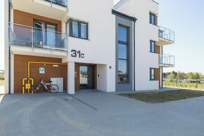 Cozy Seaside Apartment by Renters