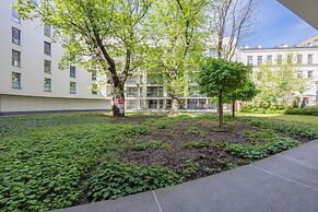 Warsaw Jaktorowska Apartment by Renters