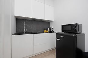 Warsaw Jaktorowska Apartment by Renters