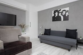 Elegant Apartment in Warsaw by Renters