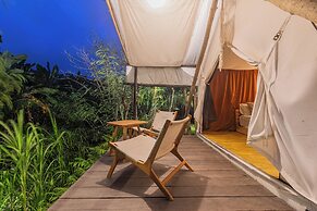 Camani Glamping