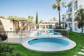 Queen Residence by Important Group