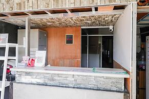 OYO 93927 Apartemen Gateway Pasteur By Taufan