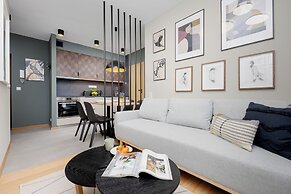 Bałuckiego Apartment Warsaw by Renters