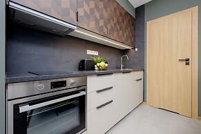 Bałuckiego Apartment Warsaw by Renters