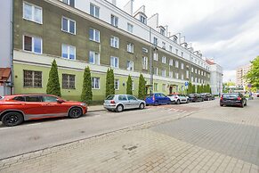 Bałuckiego Apartment Warsaw by Renters