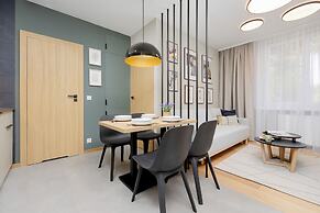Bałuckiego Apartment Warsaw by Renters