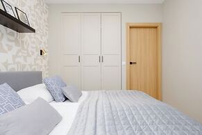 Bałuckiego Apartment Warsaw by Renters