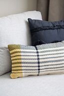 Bałuckiego Apartment Warsaw by Renters