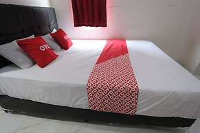 OYO 93948 Bunda Rachma Rooms
