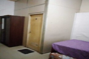 OYO 93948 Bunda Rachma Rooms