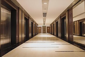 LYN Panorama Beachfront Studio