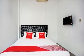 Spot ON 93947 Bahagia Guest House