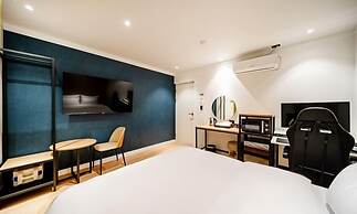 Hound Hotel Gumi indong