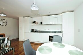Lovely 2 Bed Apartment in Birmingham