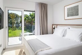 Molum Hotel & Residences