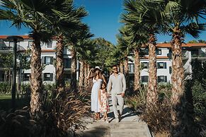 Molum Hotel & Residences