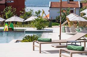 Molum Hotel & Residences