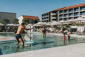 Molum Hotel & Residences