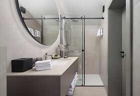 Molum Hotel & Residences