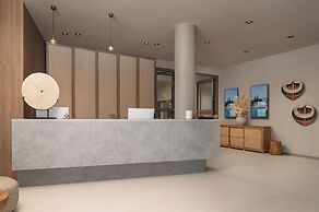 Molum Hotel & Residences