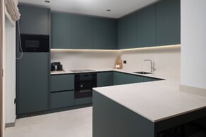 Molum Hotel & Residences