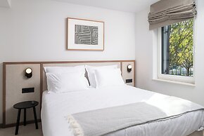 Molum Hotel & Residences