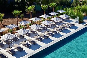 Molum Hotel & Residences