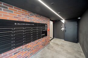 Białowieska Apartment Wrocław by Renters