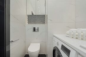 Białowieska Apartment Wrocław by Renters