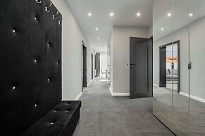 Białowieska Apartment Wrocław by Renters