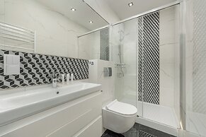 Białowieska Apartment Wrocław by Renters