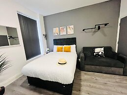 Central Stylish Studio in Liverpool City Centre
