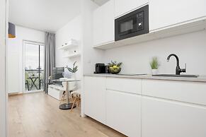 Studio With Parking in Wola by Renters